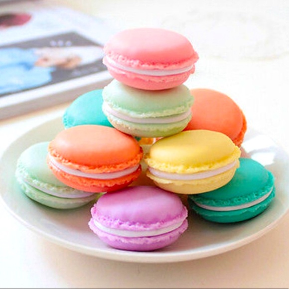 ⭐️5 macaroon cases jewelry trinket pill box - Picture 2 of 6